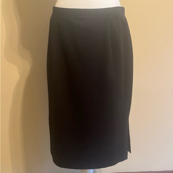 Eileen Fisher Skirt Size Medium Black Stretch Lyocell Ponte Pull On Pencil New. - Picture 1 of 8